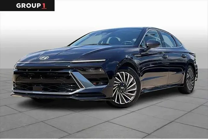 $23550 : Hyundai SONATA Hybrid 2025 S image 1