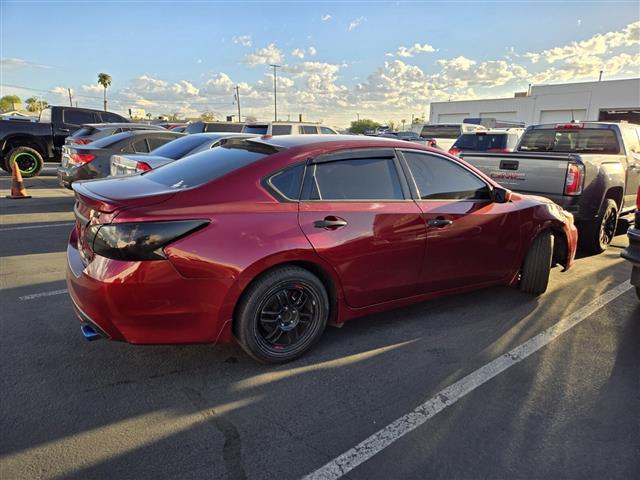 $14299 : Pre-Owned 2018 Altima 2.5 SR image 10