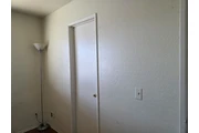 $1100 : Se cuarto con baño thumbnail