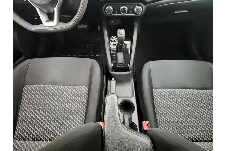 $15998 : Nissan Versa 2021 S 4dr Seda image 9