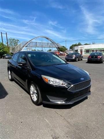 $7995 : 2016 Focus SE image 1