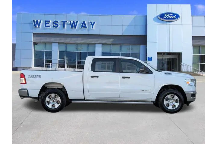 $31258 : Ram 1500 2023 4x4 Big Horn 4 image 2