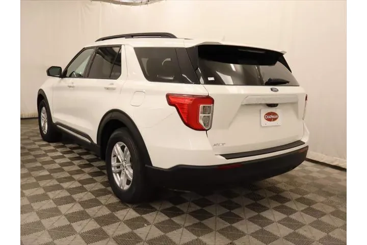 $29397 : Ford Explorer 2023 XLT 4dr S image 3