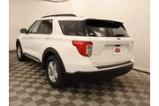 $29397 : Ford Explorer 2023 XLT 4dr S thumbnail