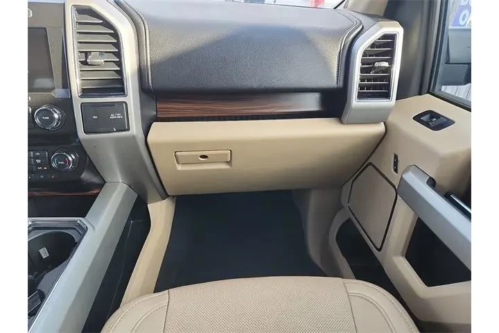 $19495 : Ford F-150 2017 4x4 Lariat 4 image 10