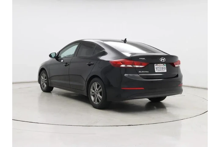 $12599 : Hyundai ELANTRA 2017 Value E image 2