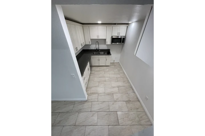 $2700 : EN RENTA 3 RECAMARAS 1 BAŃO image 1