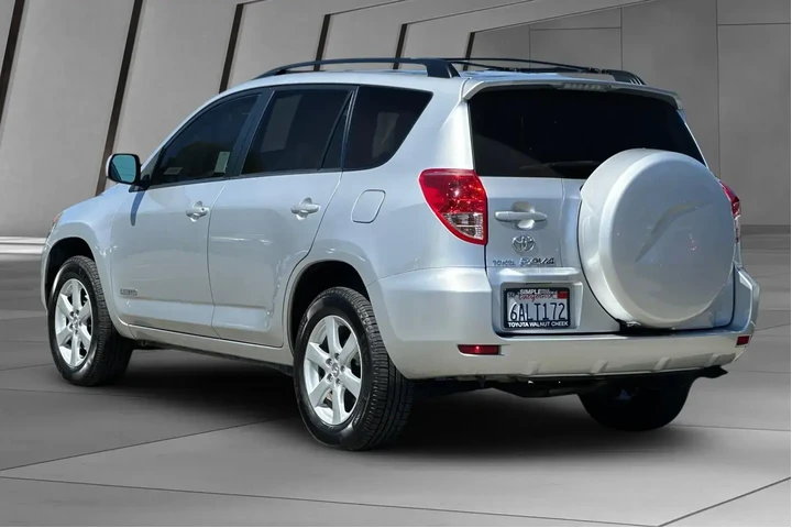 $11800 : Toyota RAV4 2008 4x4 Limited image 9