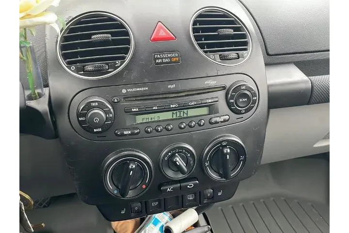 $10999 : Volkswagen New Beetle 2008 S image 10