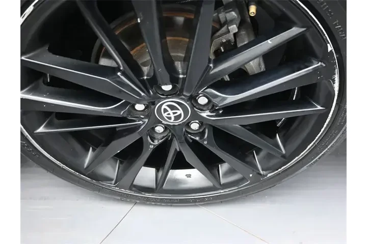 $27520 : Toyota Camry 2023 AWD XSE 4d image 10