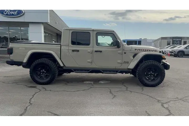 $35500 : Jeep Gladiator 2022 4x4 Moja image 3