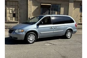 2006 Town and Country Touring thumbnail