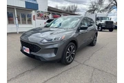 $13990 : 2022 Escape SE thumbnail