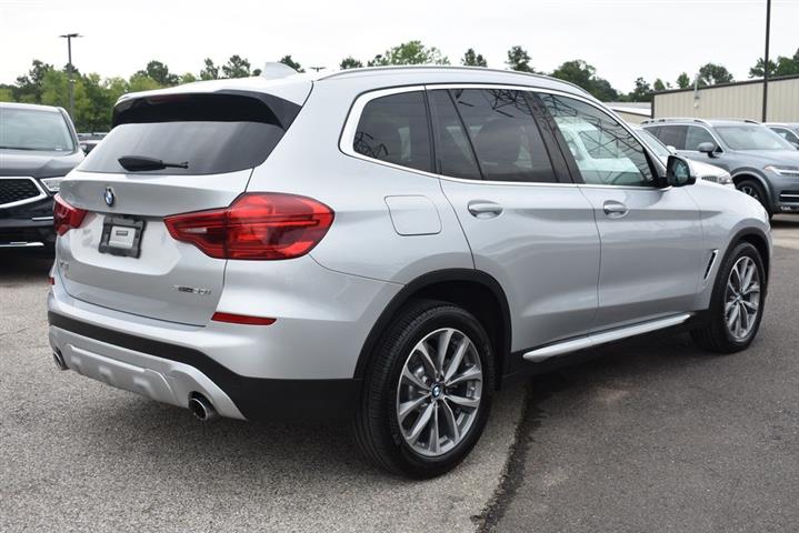 2019 BMW X3 sDrive30i image 10