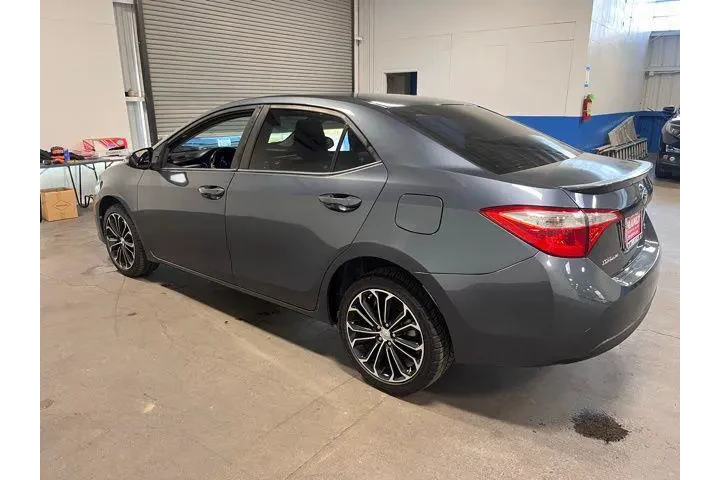 $16971 : Toyota Corolla 2016 S 4dr Se image 5