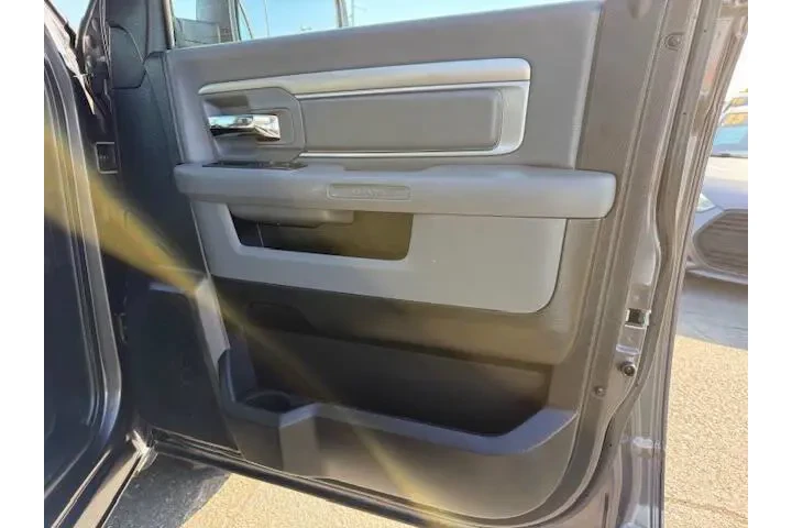 $19389 : Ram 1500 2014 4x4 Big Horn 4 image 10