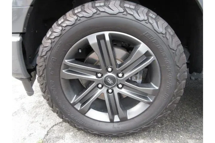 $35500 : Ford F-150 2021 4x4 XLT 4dr image 5