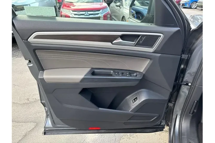 $21388 : Volkswagen Atlas 2021 V6 SE image 9