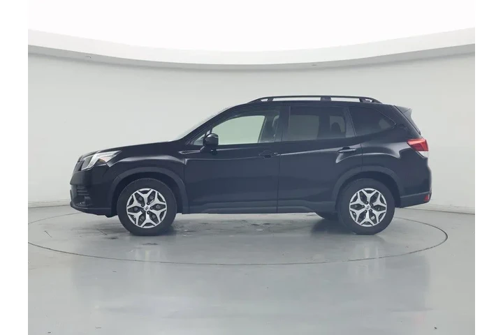 $30998 : Subaru Forester 2024 AWD Pre image 3