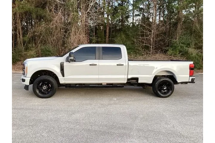 $30998 : Ford F-250 Super Duty 2023 4 image 6