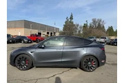 $30700 : Tesla Model Y 2023 AWD Perfo thumbnail