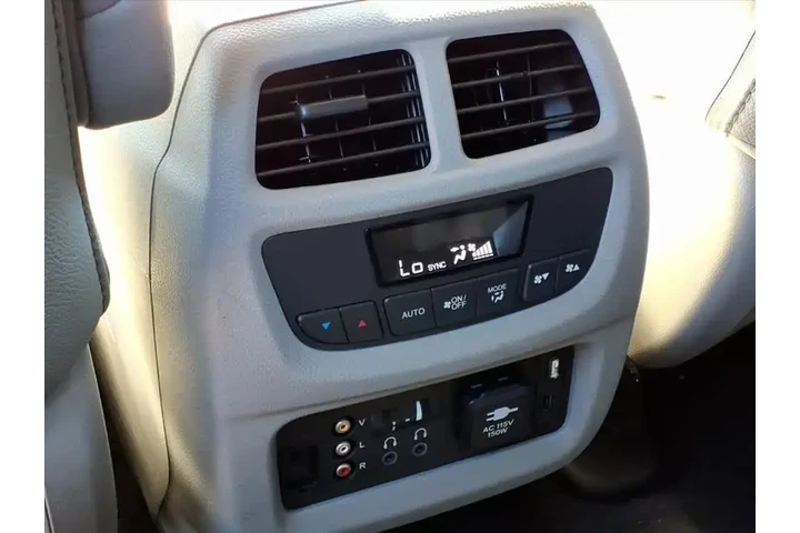 $23981 : Honda Pilot 2017 AWD Touring image 5