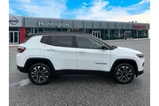 $19302 : Jeep Compass 2022 4x4 Limite thumbnail