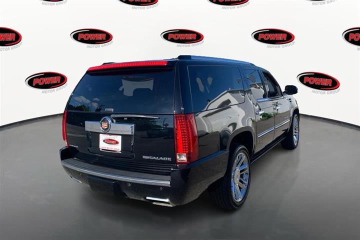 $23795 : Used 2014 Escalade ESV AWD 4d image 4