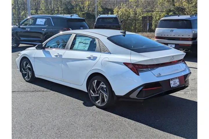 $23637 : Hyundai ELANTRA 2025 SEL Con image 5