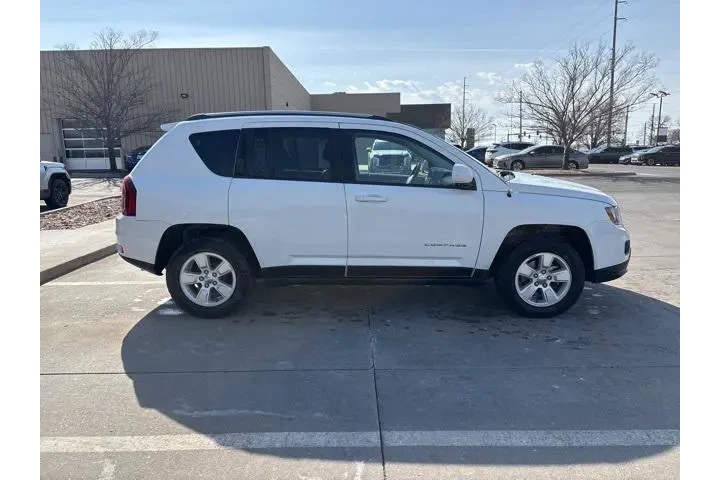 $10998 : Jeep Compass 2017 Latitude 4 image 3