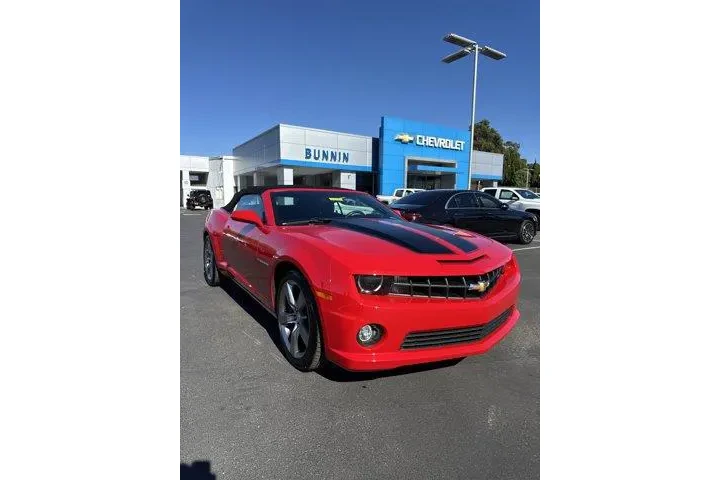 $33998 : Chevrolet Camaro 2011 SS 2dr image 2