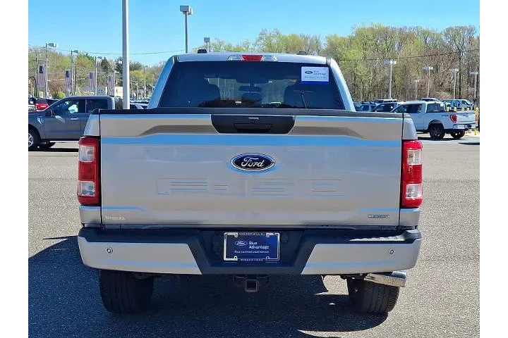 $25537 : Ford F-150 2021 4x4 XLT 4dr image 5