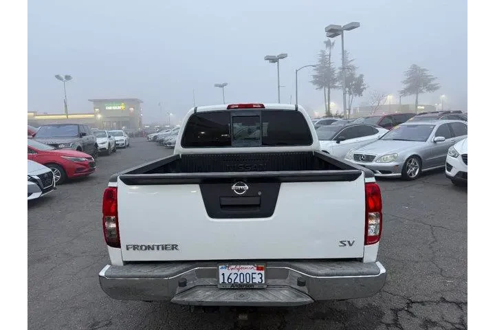 $10606 : Nissan Frontier 2015 4x2 S 4 image 6