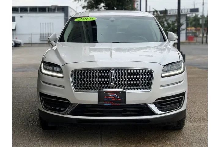 $19999 : 2019 Nautilus Select image 5