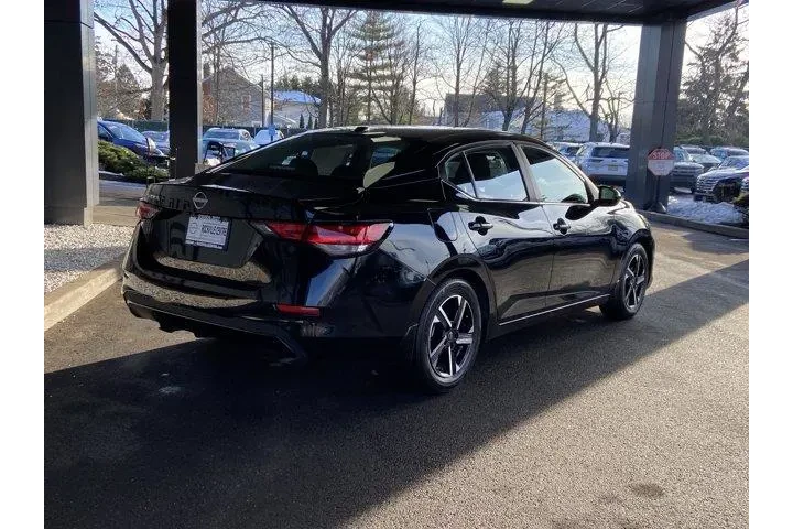 $15708 : Nissan Sentra 2025 SV 4dr Se image 5