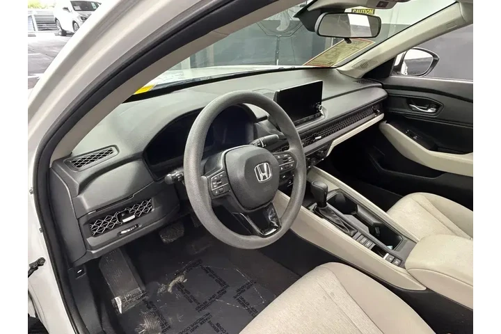 $25990 : Honda Accord 2023 EX 4dr Sed image 10