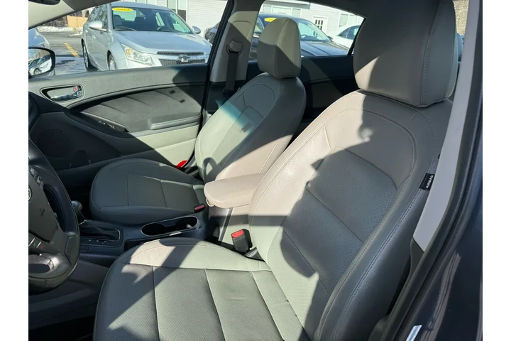 $11999 : 2015 Forte EX image 9