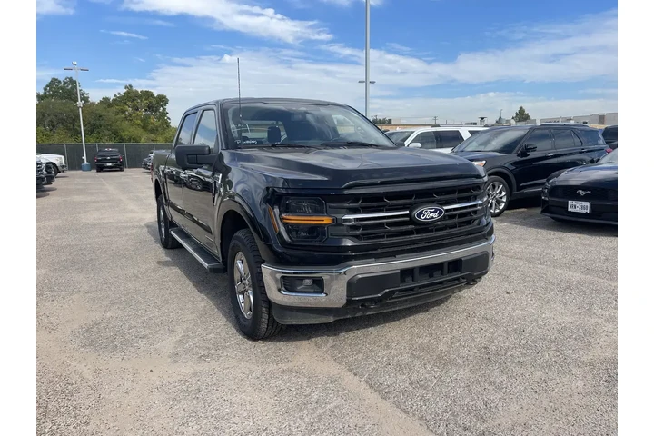 $39259 : Ford F-150 2024 4x4 XLT 4dr image 2