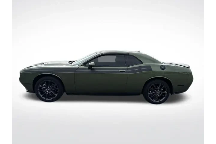 $27688 : Dodge Challenger 2022 AWD SX image 2