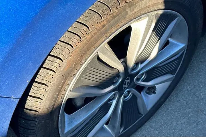 $14990 : Hyundai IONIQ Hybrid 2017 Li image 4