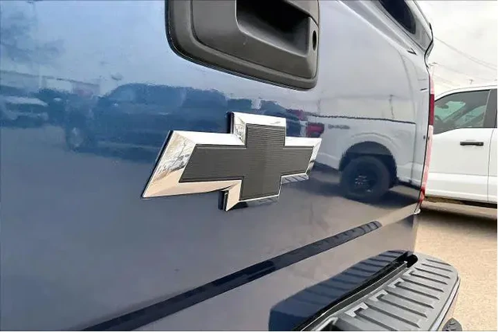 $15258 : Chevrolet Silverado 1500 201 image 10