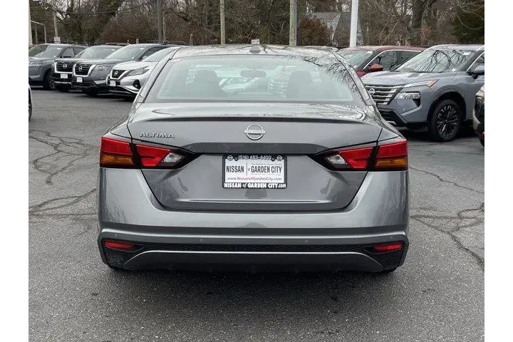 $20250 : Nissan Altima 2025 2.5 S 4dr image 5