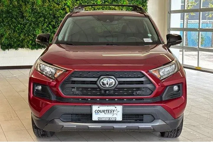 $33252 : Toyota RAV4 2021 AWD TRD Off image 9