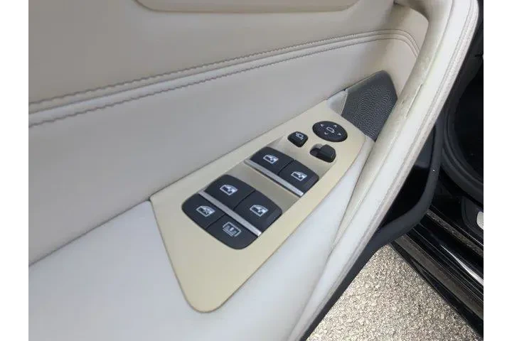 $33995 : BMW 5 Series 2019 AWD M550i image 10