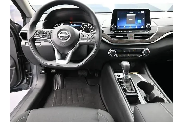 $21981 : Nissan Altima 2025 2.5 SV 4d image 8