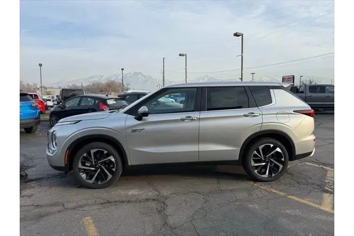 $38999 : Mitsubishi Outlander PHEV 20 image 6