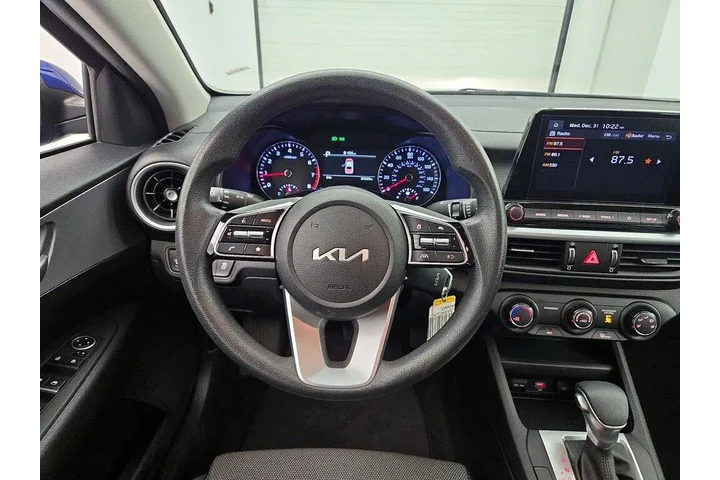 $17998 : Kia Forte 2024 LXS 4dr Sedan image 10