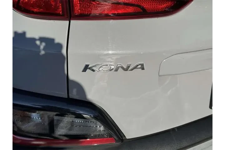 $21875 : Hyundai KONA 2023 AWD SEL 4d image 10