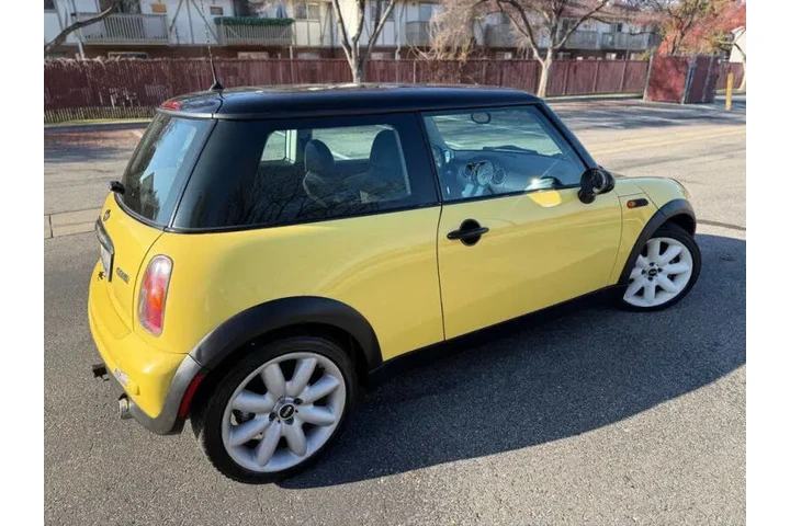 $3600 : 2002 MINI Cooper image 4