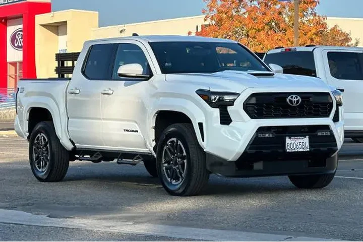 $39000 : Toyota Tacoma 2024 4x4 TRD S image 10